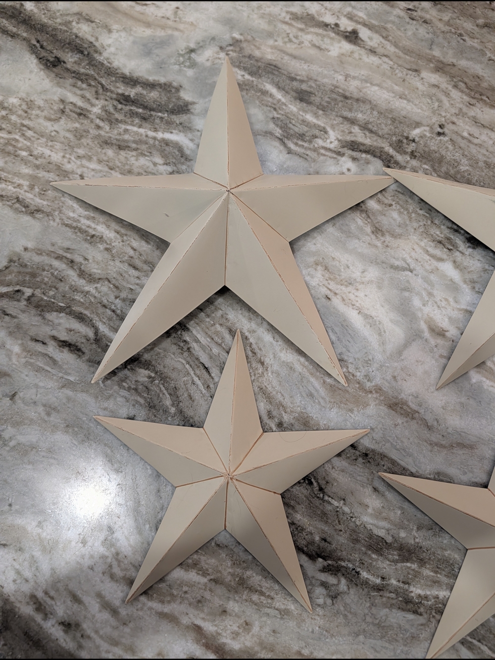Four Cream Star Wall Accents - Picture 3 of 7